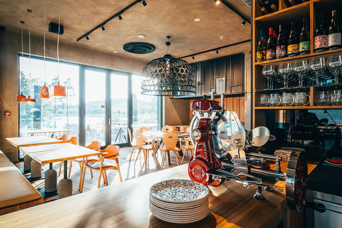 MOLO Bistro