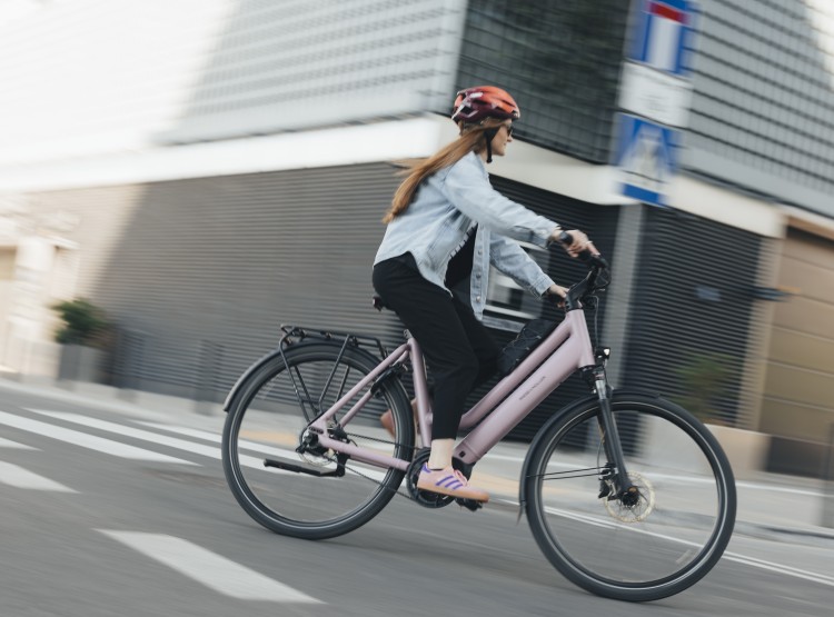 Jízda na elektrokole podporuje hubnutí a spalování tuků