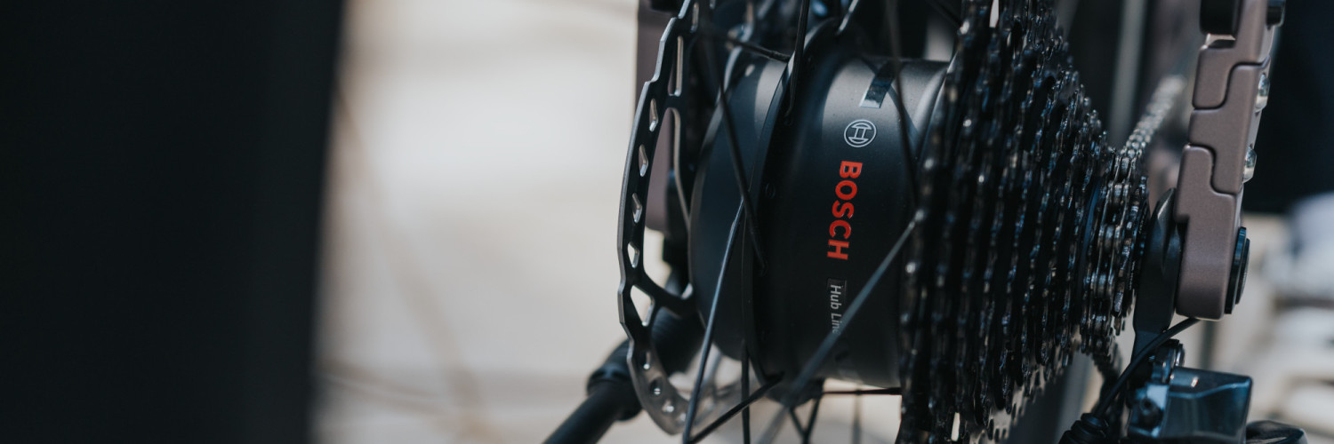 size4-17863778678725-302-bosch-ebike-systems-prichazi-s-prvnim-motorem-v-naboji-kola