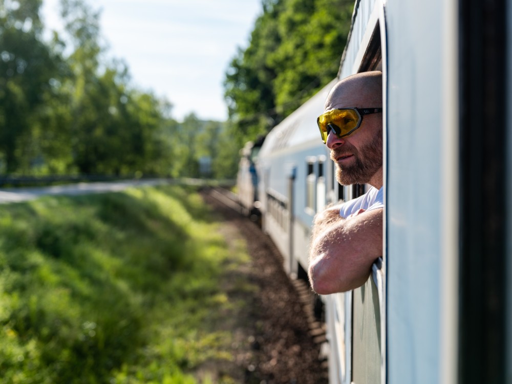 Start by bike and come back by train